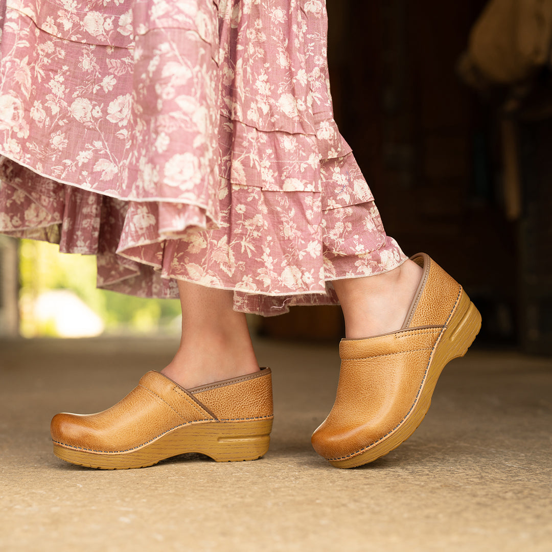 Dansko Wide