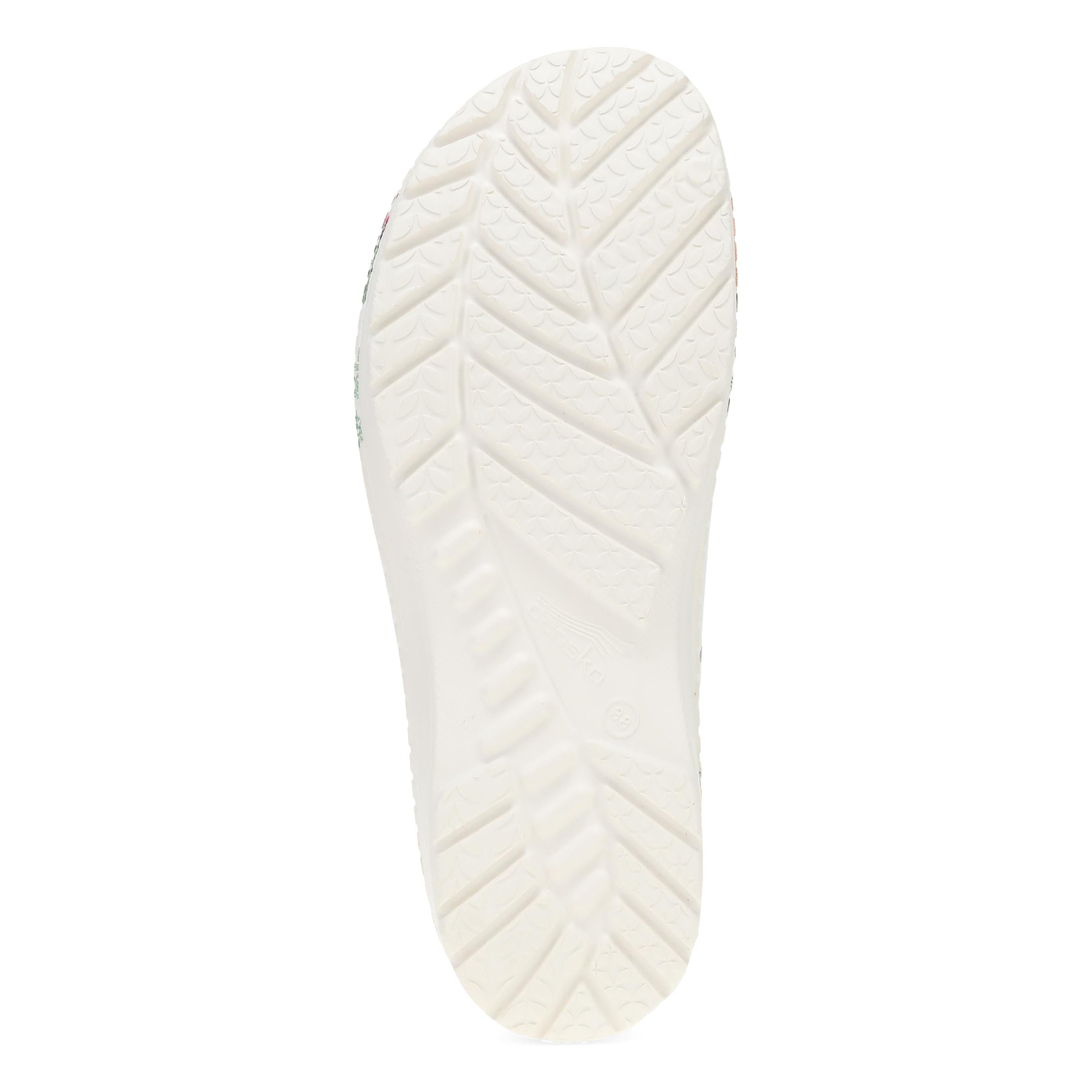 Kane Vintage Garden Molded