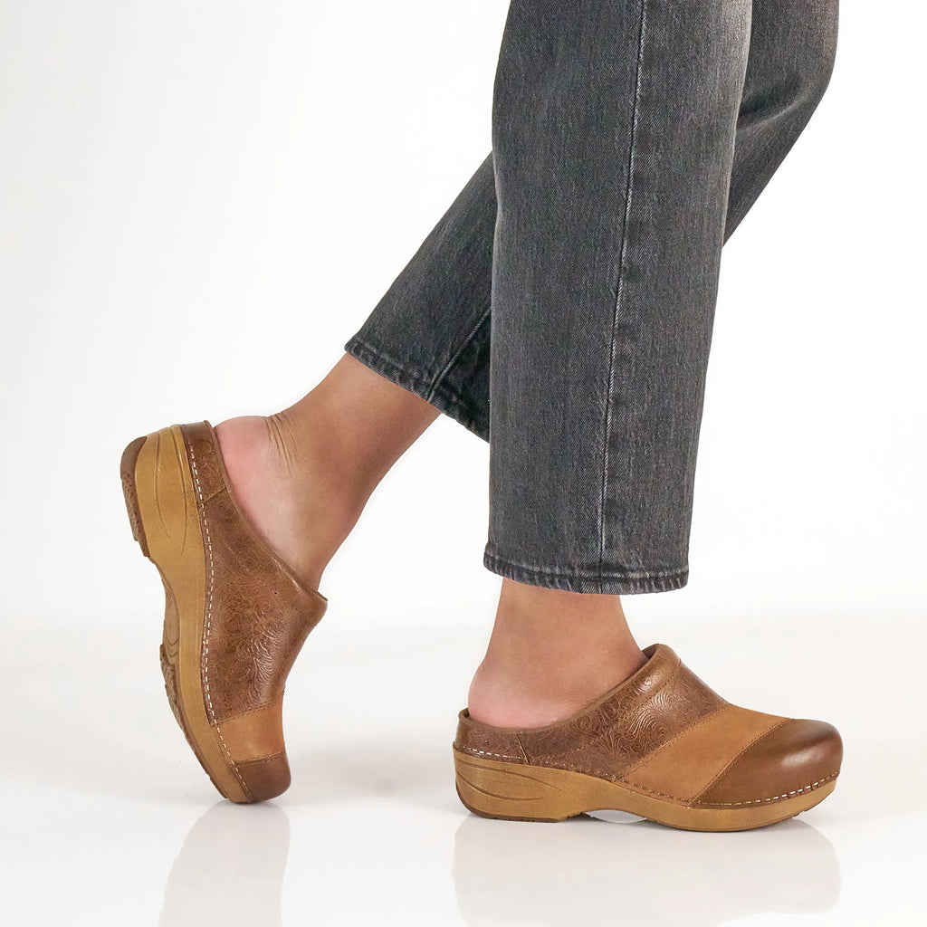 Dansko Zinnia