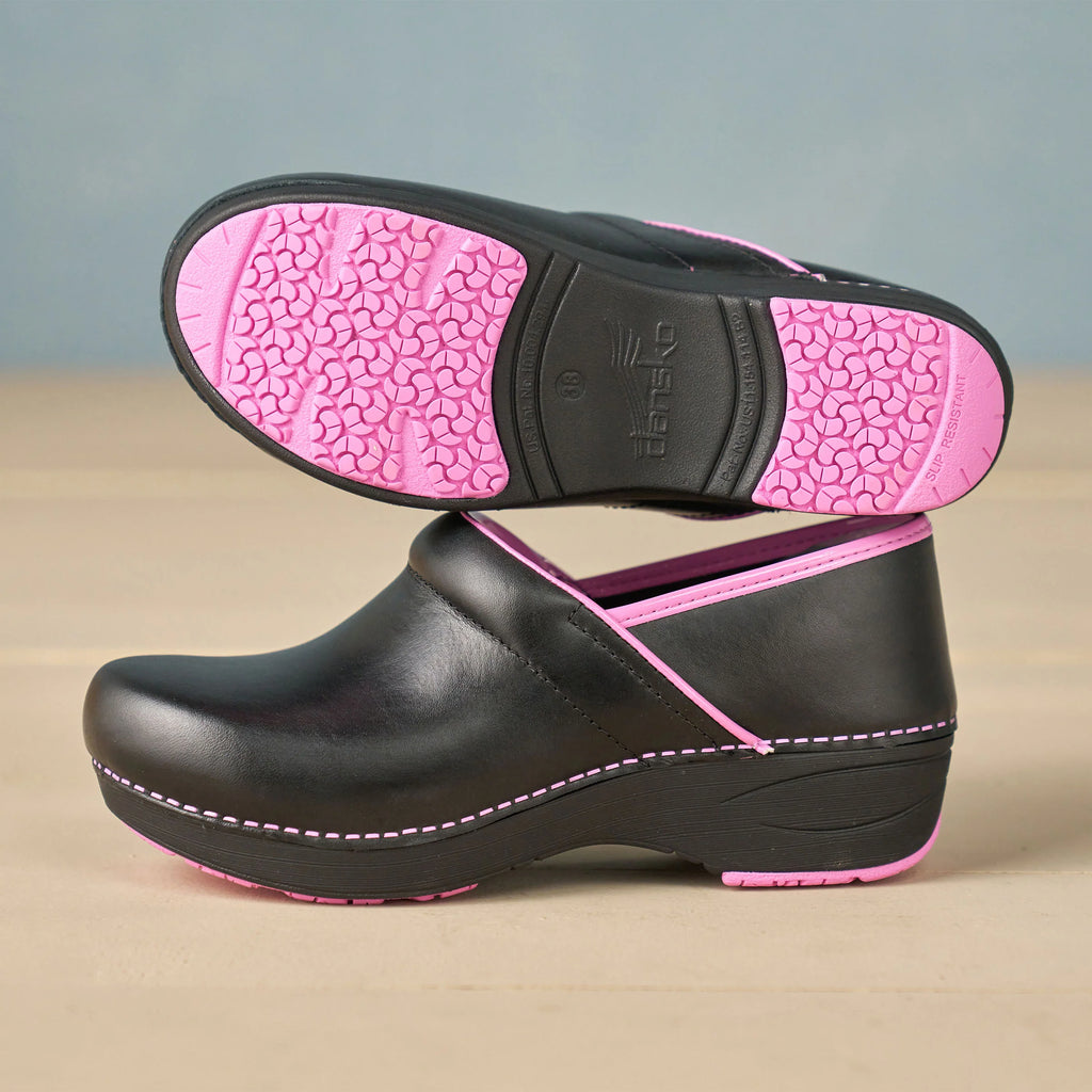 Dansko XP 2.0 Black/Pink Leather Clog