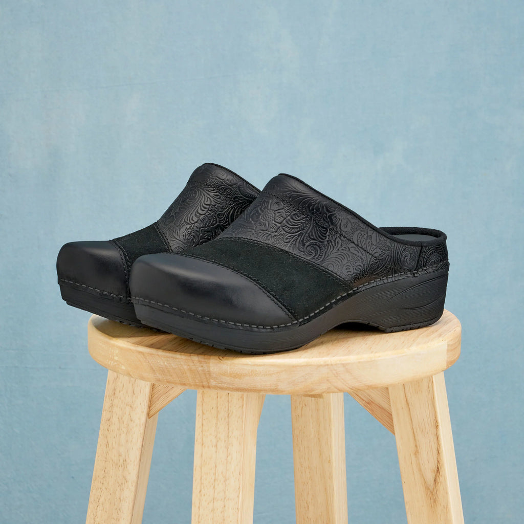 Dansko Zinnia