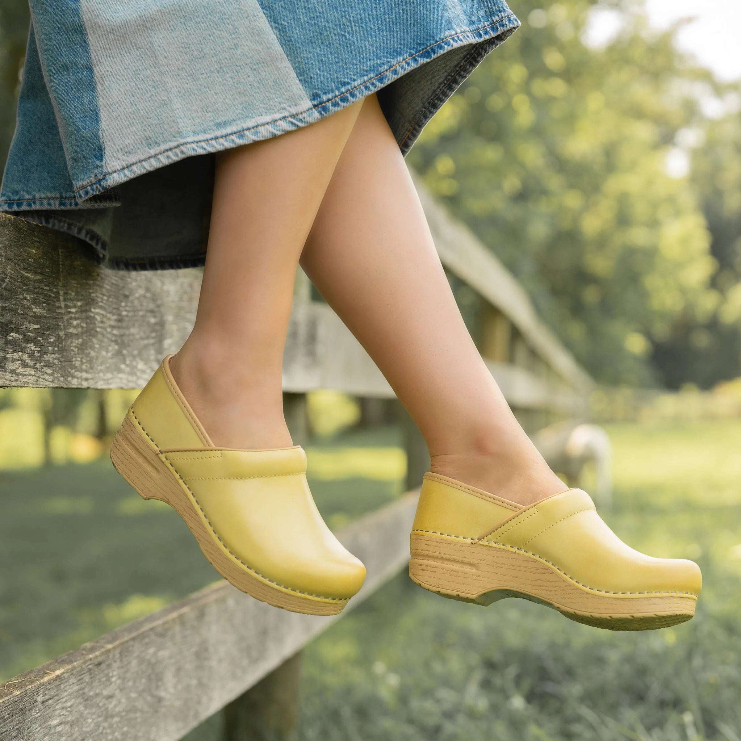 Professional Lemonade Leather Clog