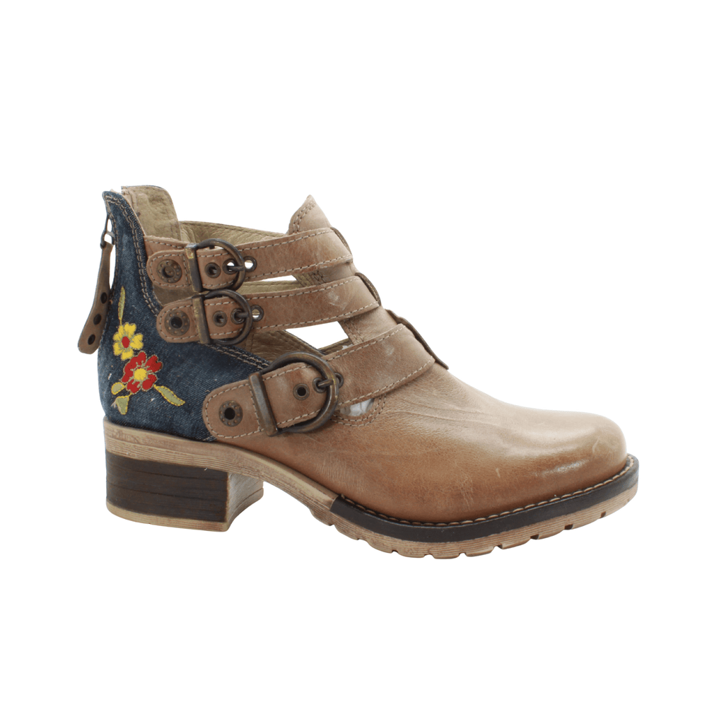 Dromedaris Unique Style - Kelsy