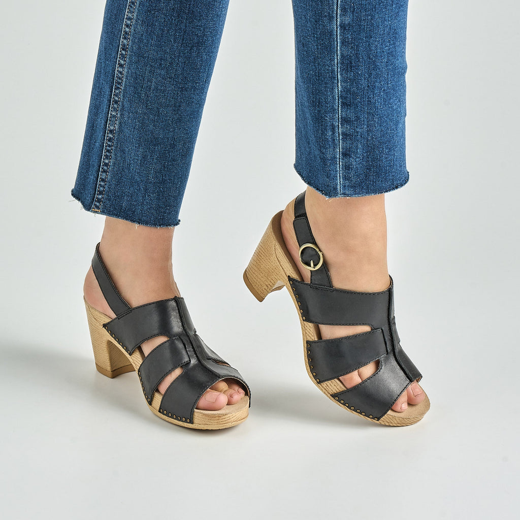 Tatiana Black Pull Up