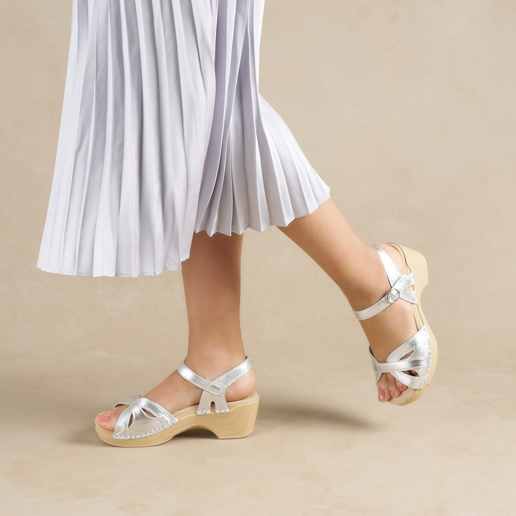 Season Silver Metallic