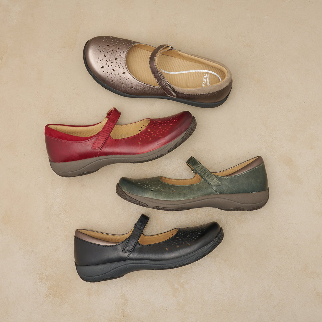 Stacy Black Waxy Burnished