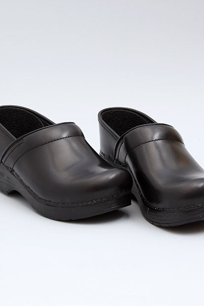 Professional Black Cabrio