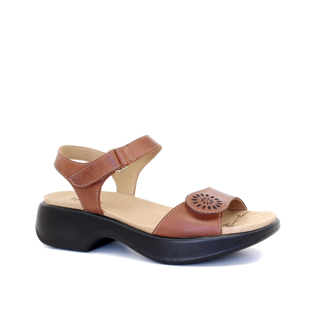 Dromedaris Dusty Adjustable Leather Sandal