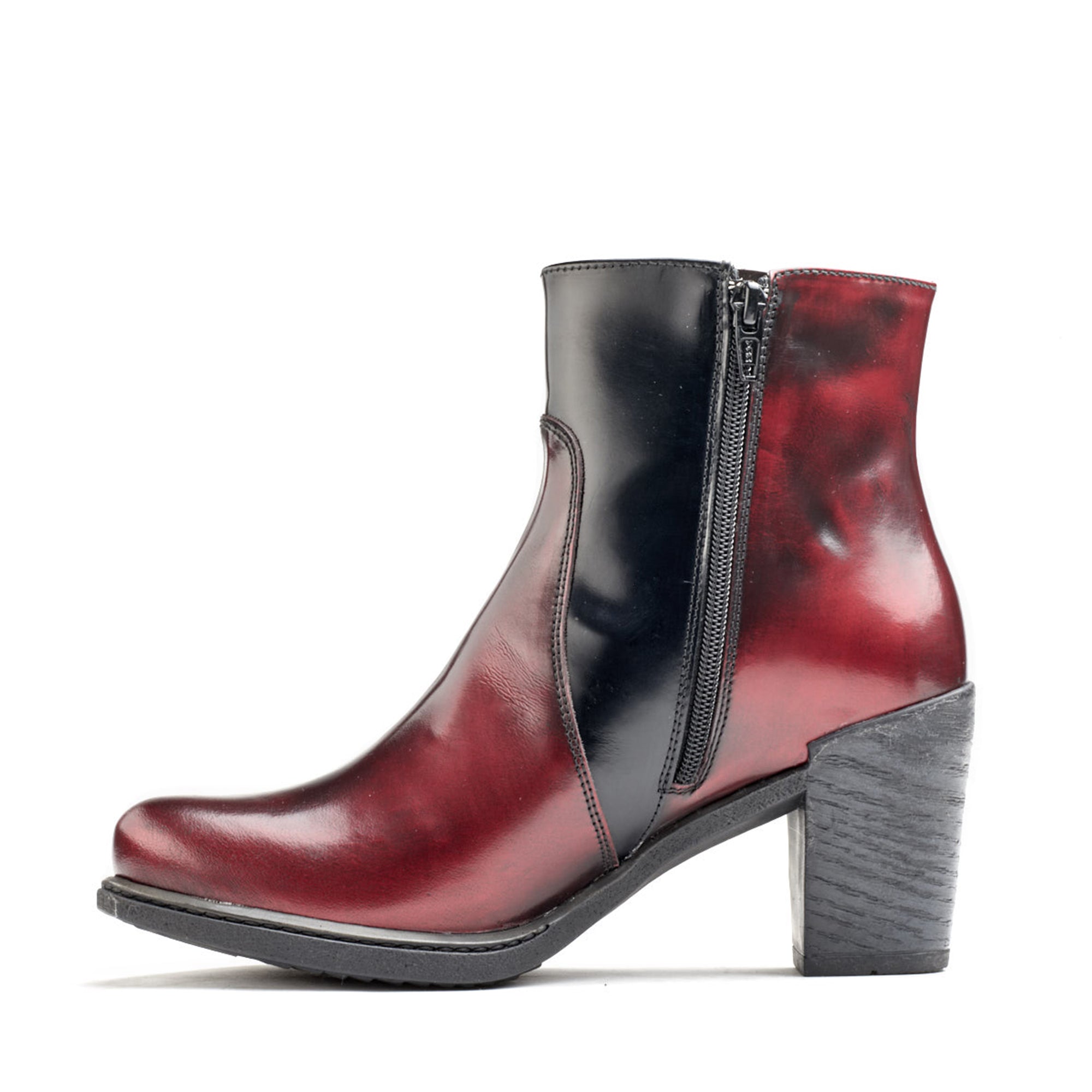 Dromedaris Guinevere Leather Ankle Boot