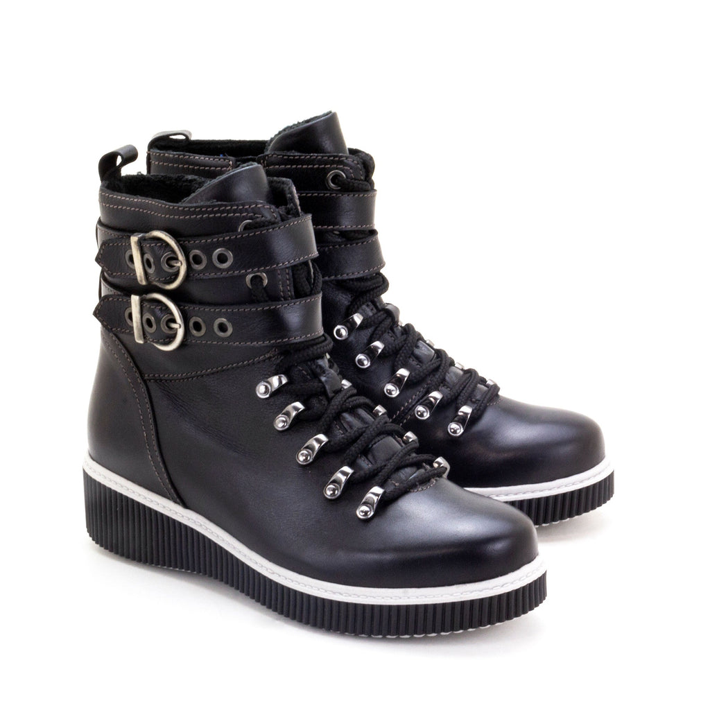 Dromedaris Jessie Leather Wedge Boot