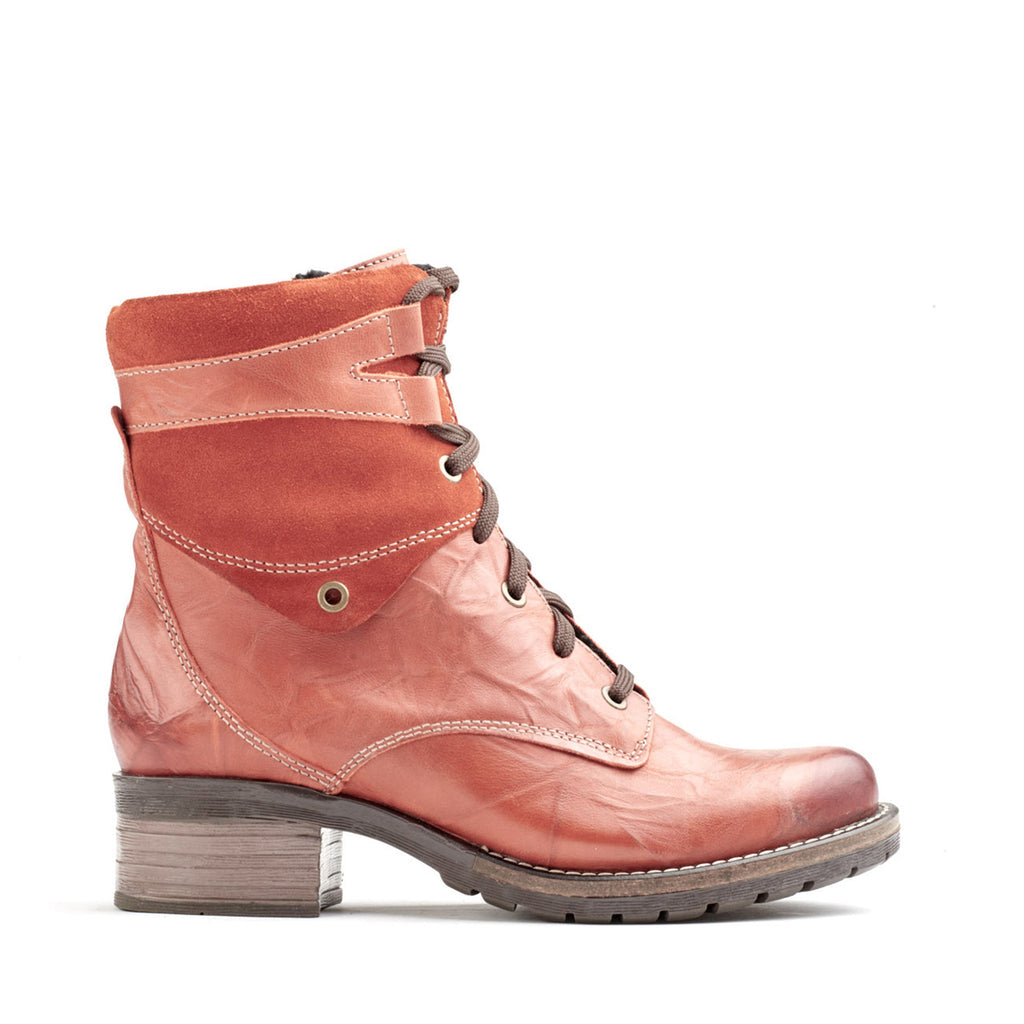 Dromedaris Kara Scrunched Leather & Suede Boot