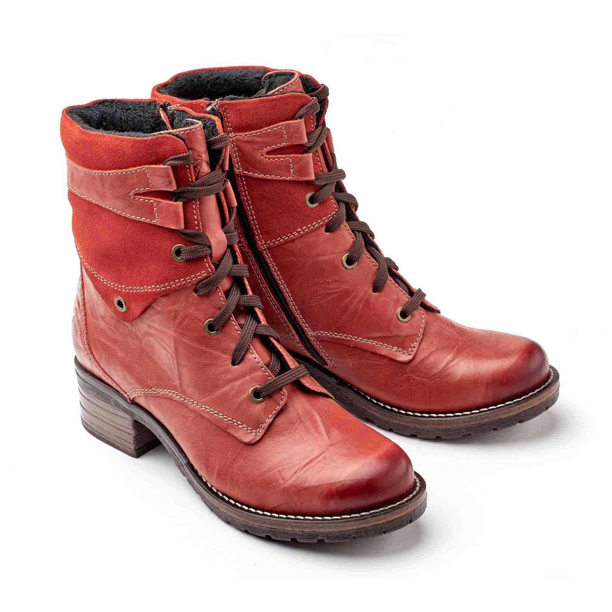 Dromedaris Kara Scrunched Leather & Suede Boot