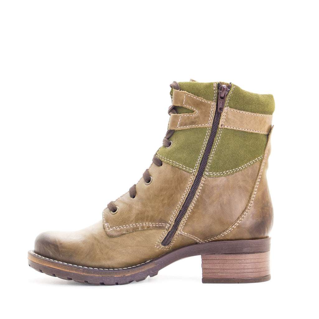 Dromedaris Kara Scrunched Leather & Suede Boot