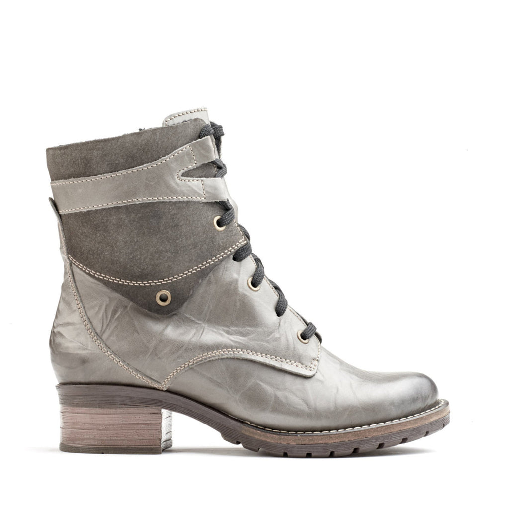 Dromedaris Kara Scrunched Leather & Suede Boot