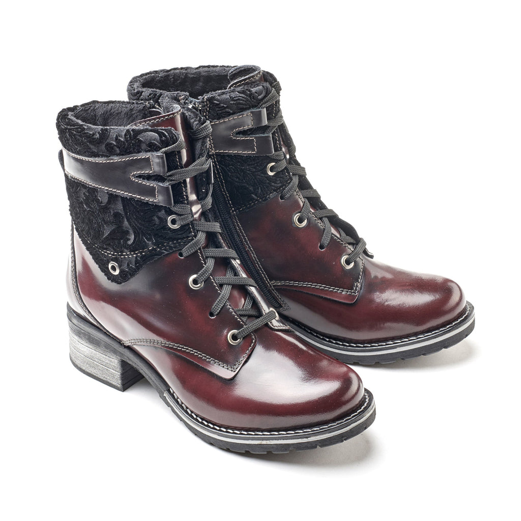 Dromedaris Kara Leather & Velvet Boot