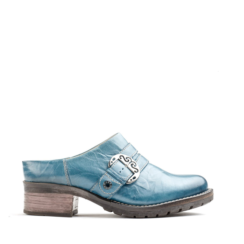 Dromedaris Karina Scrunched Leather Clog Mule