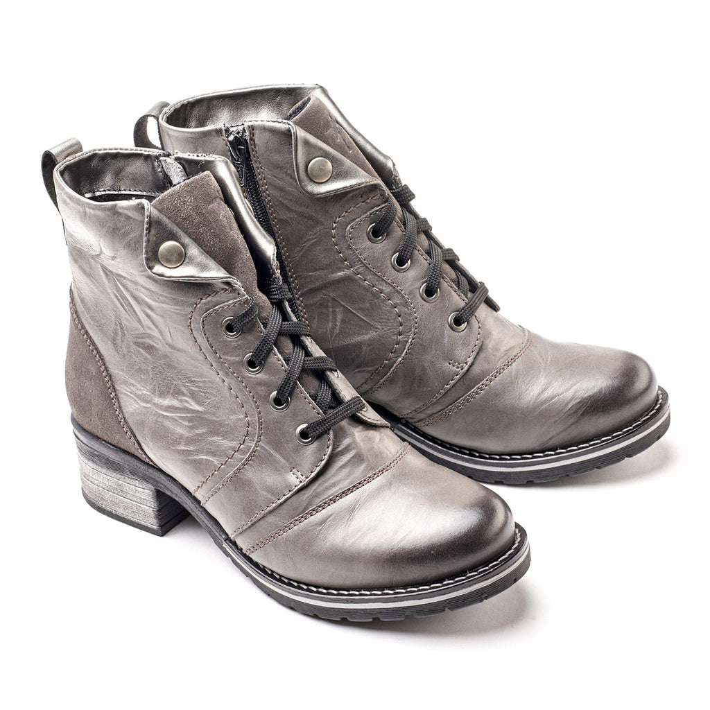 Dromedaris Karissa Scrunched Leather & Suede Boot