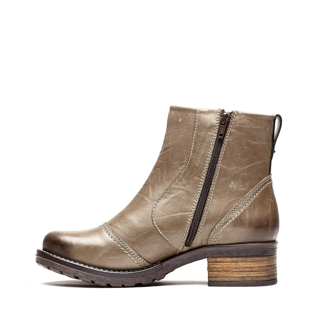 Dromedaris Kassia Scrunched Leather Boot