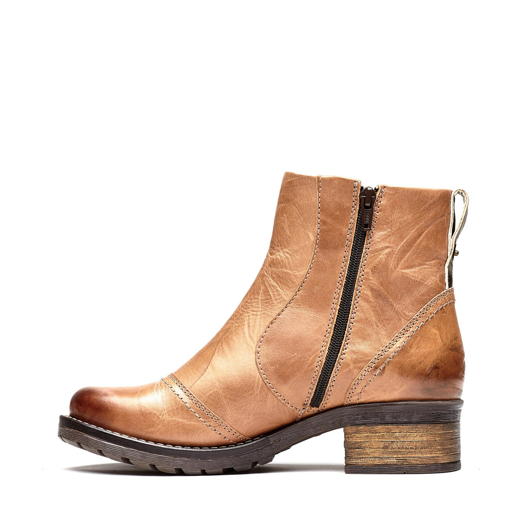 Dromedaris Kassia Scrunched Leather Boot