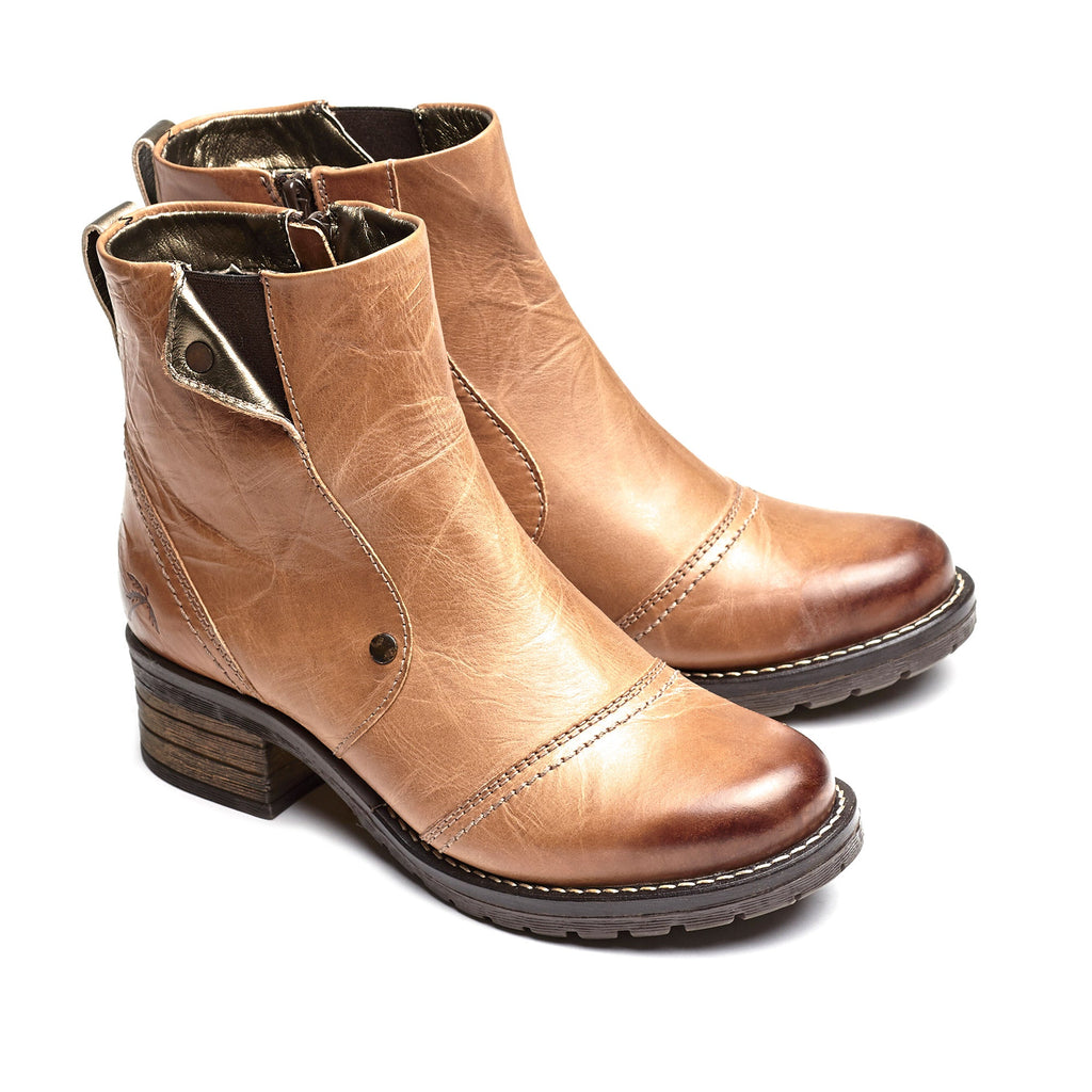 Dromedaris Kassia Scrunched Leather Boot