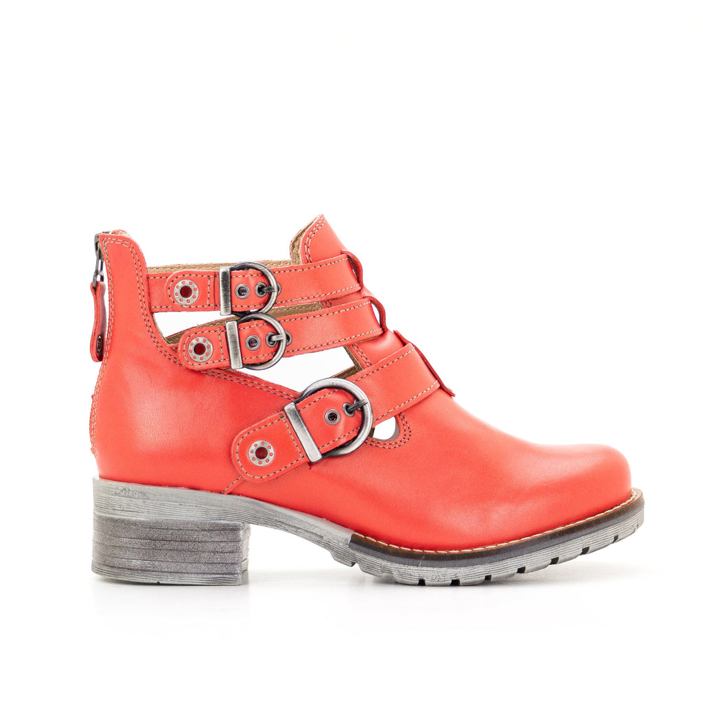 Dromedaris Kelsy Short Summer Pearl Leather Boot
