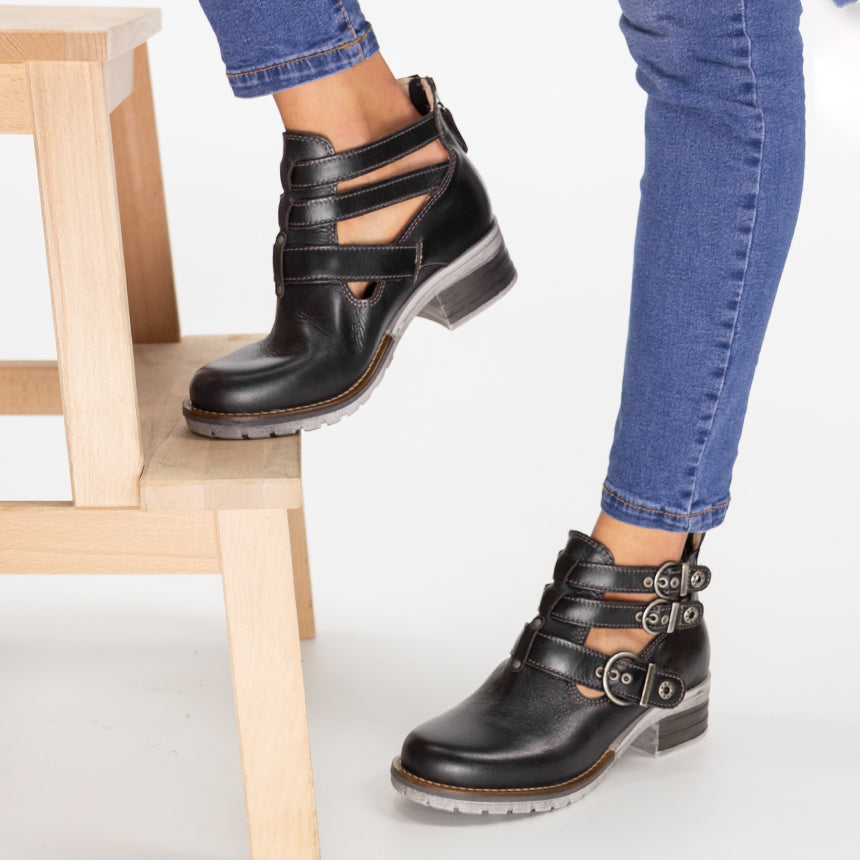 Dromedaris Kelsy Short Summer Pearl Leather Boot