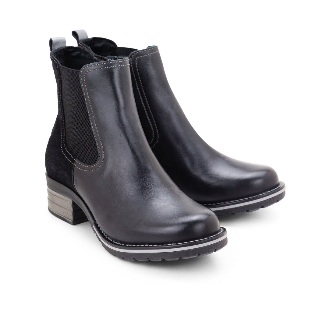 Dromedaris Kourtney Scrunched Leather Chelsea Boot