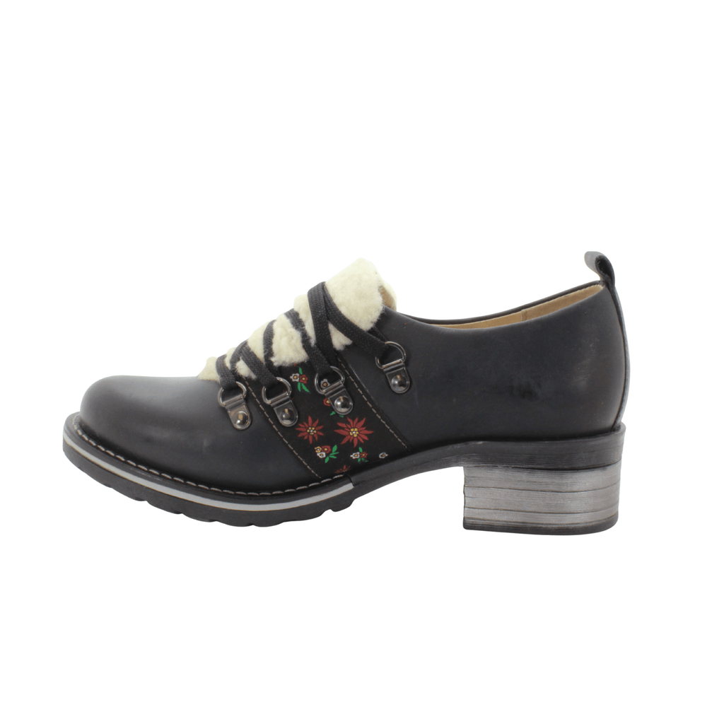 Dromedaris Unique Style - Group L - Oxford Shoes / Flats