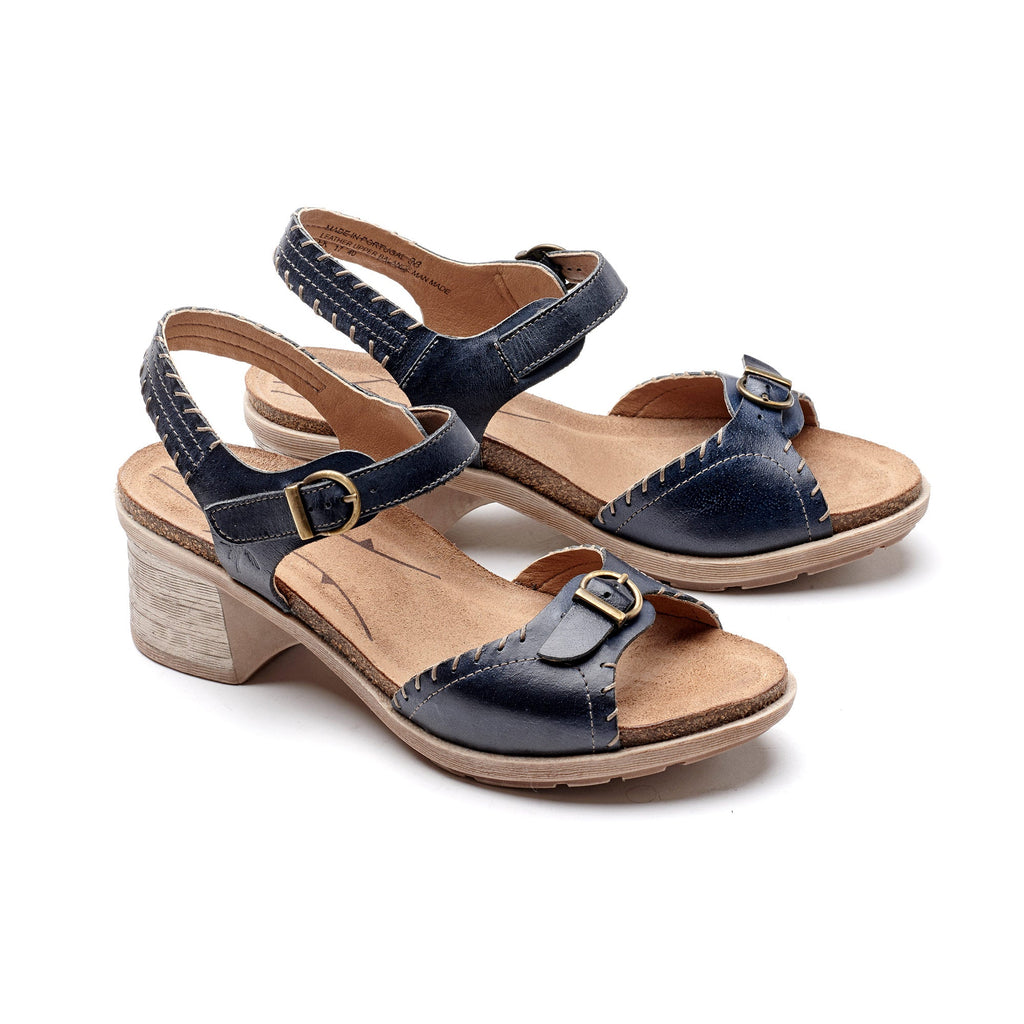 Dromedaris Sandy Leather Adjustable Sandals