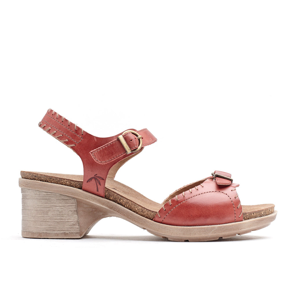 Dromedaris Sandy Leather Adjustable Sandals