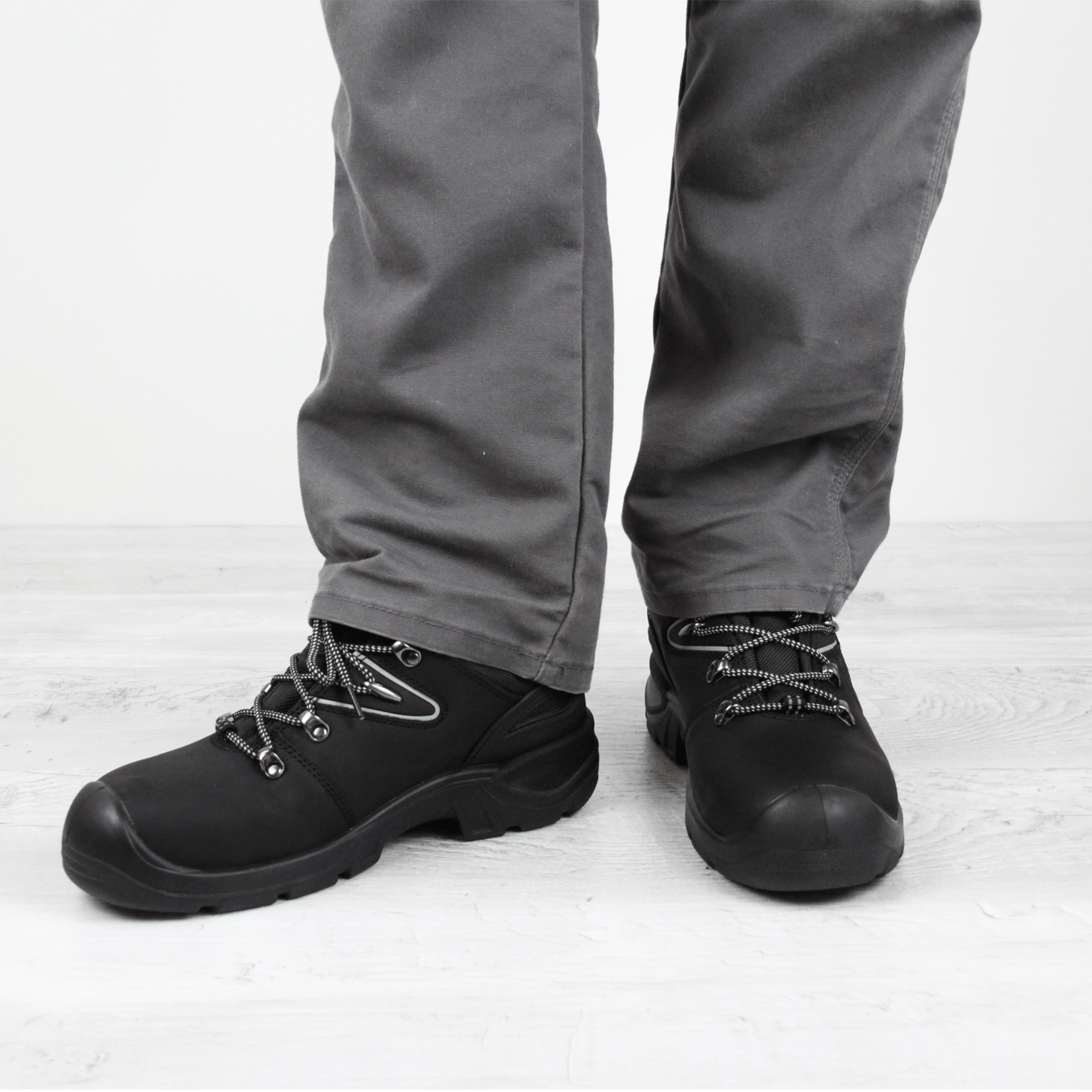 Sanita Amazon Unisex Safety Boot in Black