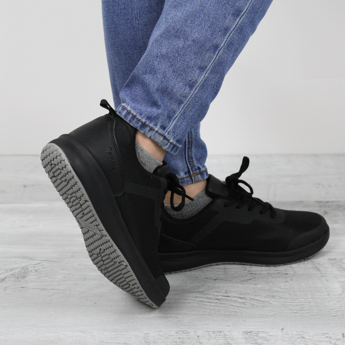 Sanita Concave Unisex Sneaker in Black
