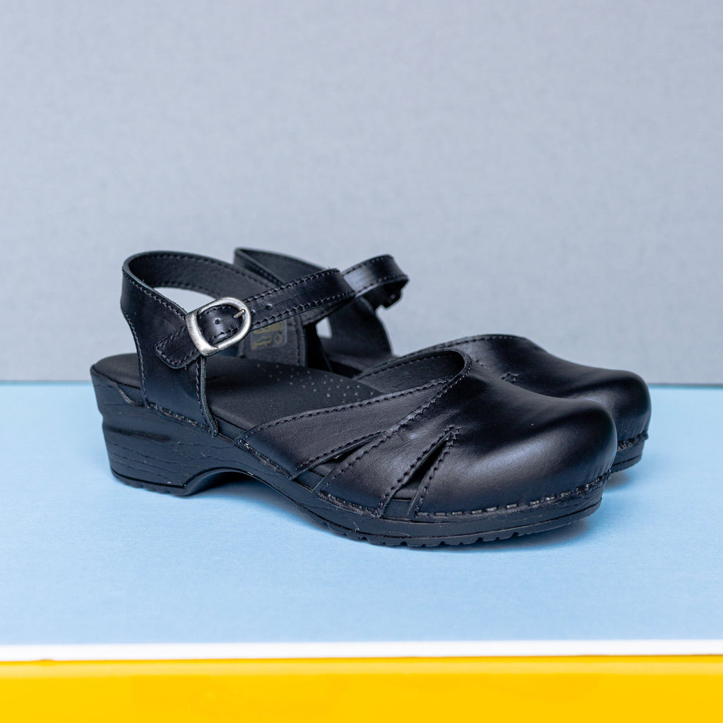 Sanita Margrethe Women's Sandal in Black