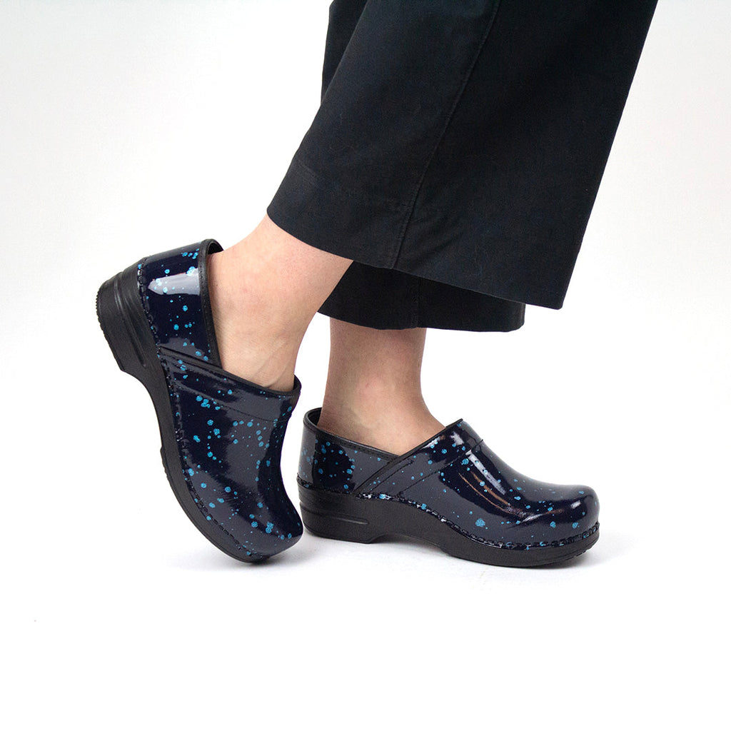 Sanita Misfit Women's Slip Resistant Clog in Turquoise