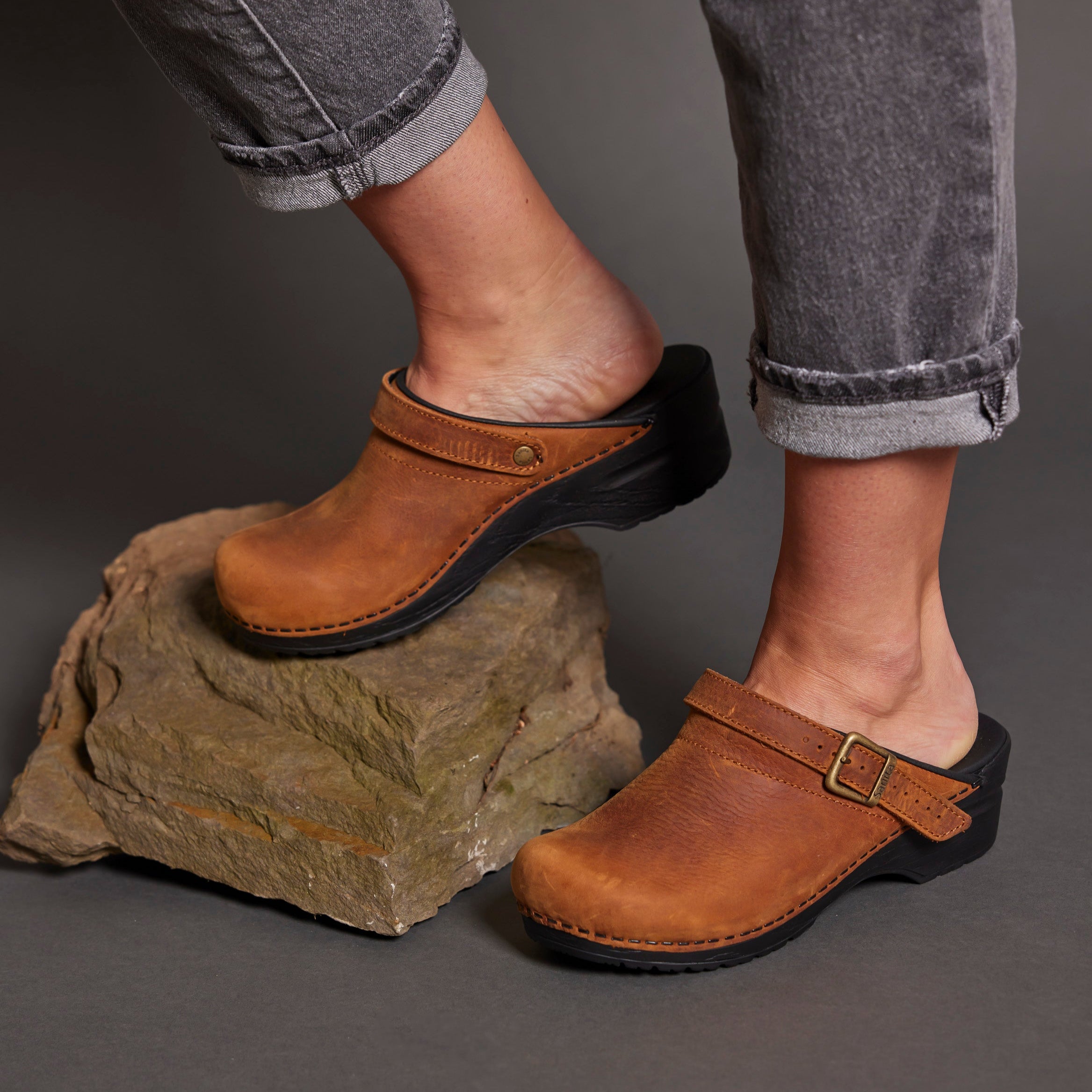 Sanita Morse Women's Clog in Chestnut