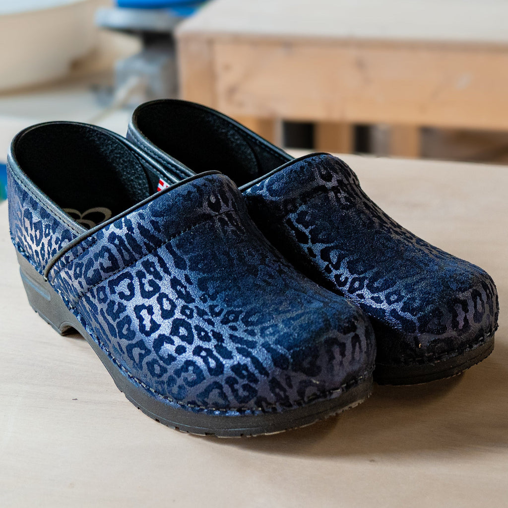 Sanita Pardus Women's Clog in Navy