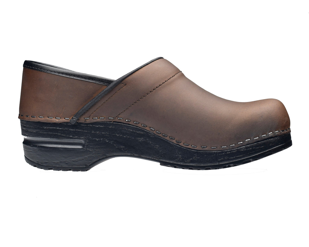 Sanita Pro. Oiled Leather Men's Clog in Antique Brown
