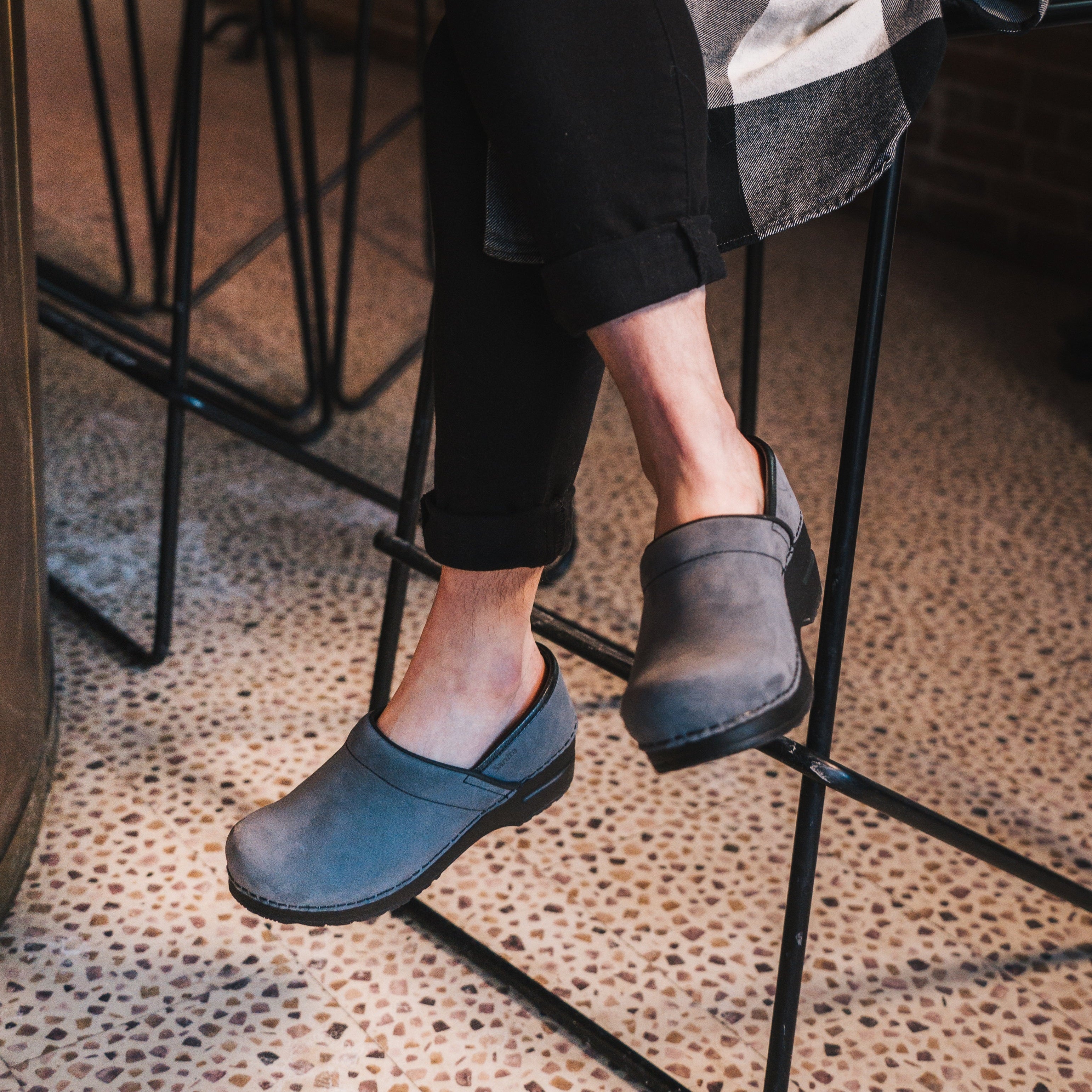 Sanita Pro. Oiled Leather Women's Clog in Blueberry