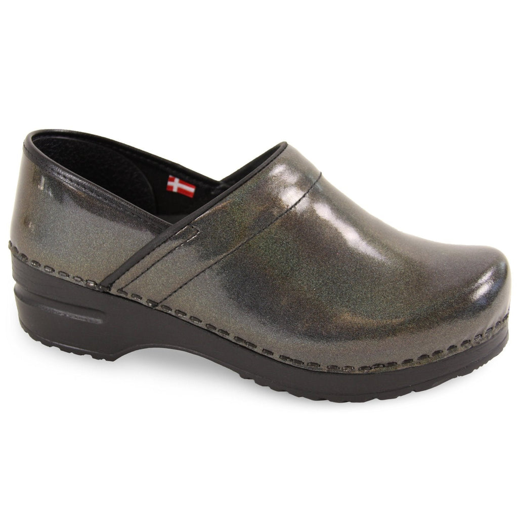 Sanita Sabel Women's Slip Resistant Clog in Charcoal