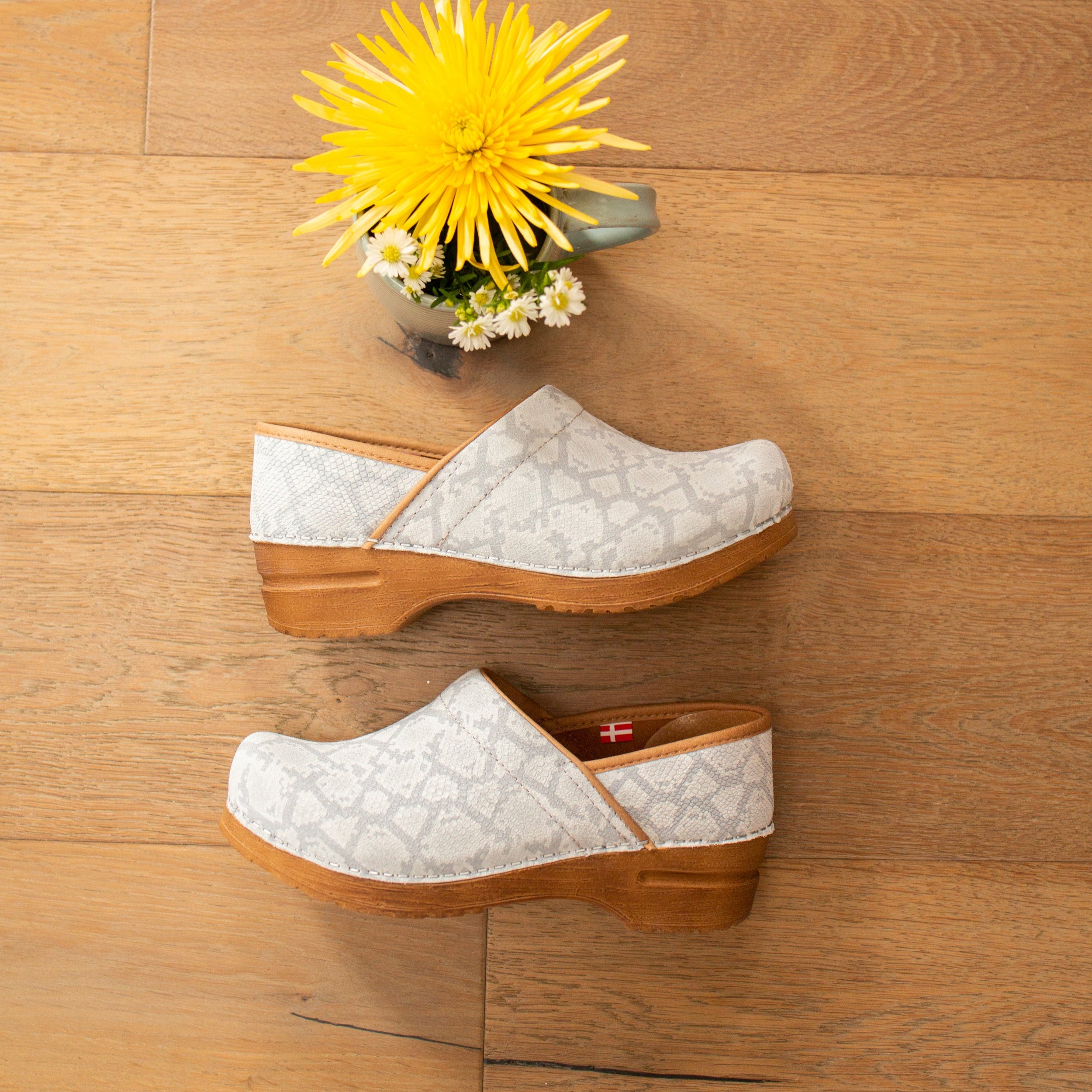 Sanita Viper Women's Clog in Light Grey