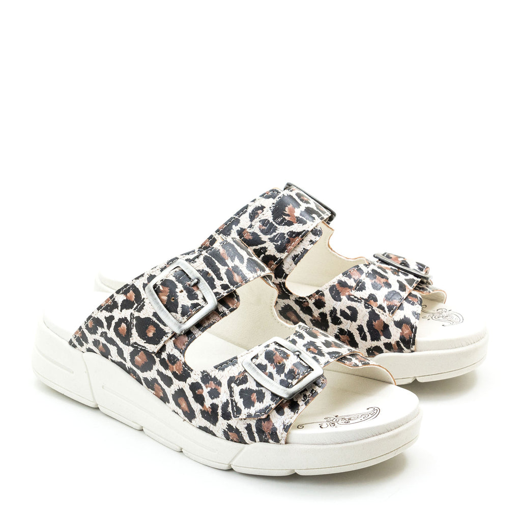 Dromedaris Terry Slip-On Leather Sandal in Animal Prints