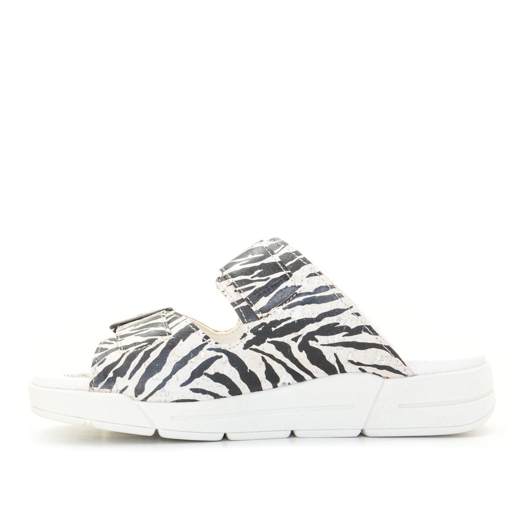 Dromedaris Terry Slip-On Leather Sandal in Animal Prints