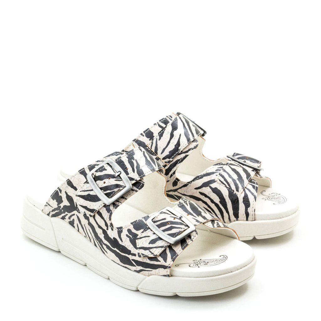 Dromedaris Terry Slip-On Leather Sandal in Animal Prints