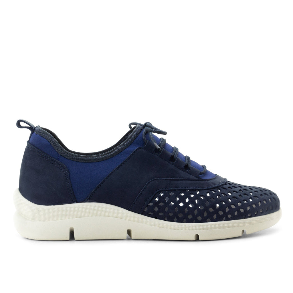 Dromedaris Valene Perforated Leather Comfort Shoe