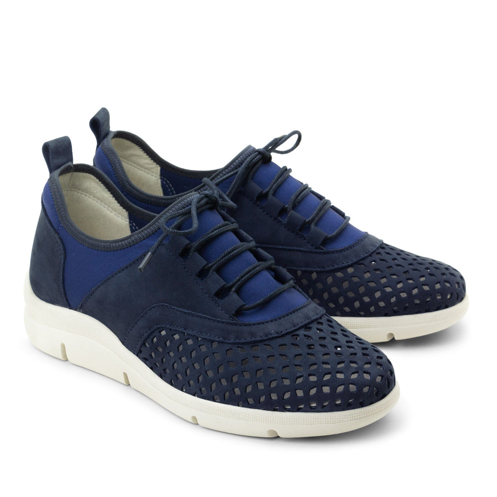 Dromedaris Valene Perforated Leather Comfort Shoe