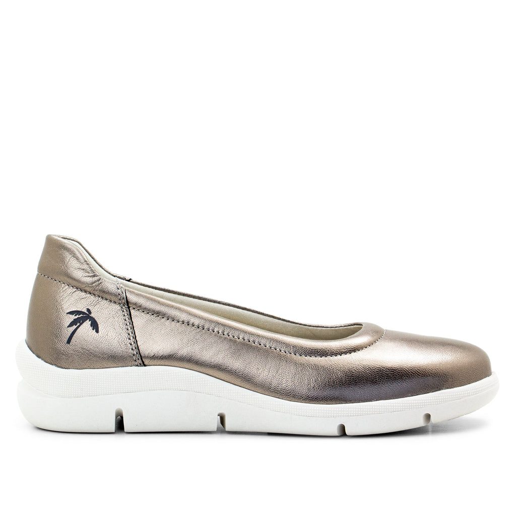 Dromedaris Vanessa Leather Slip-On Wedge