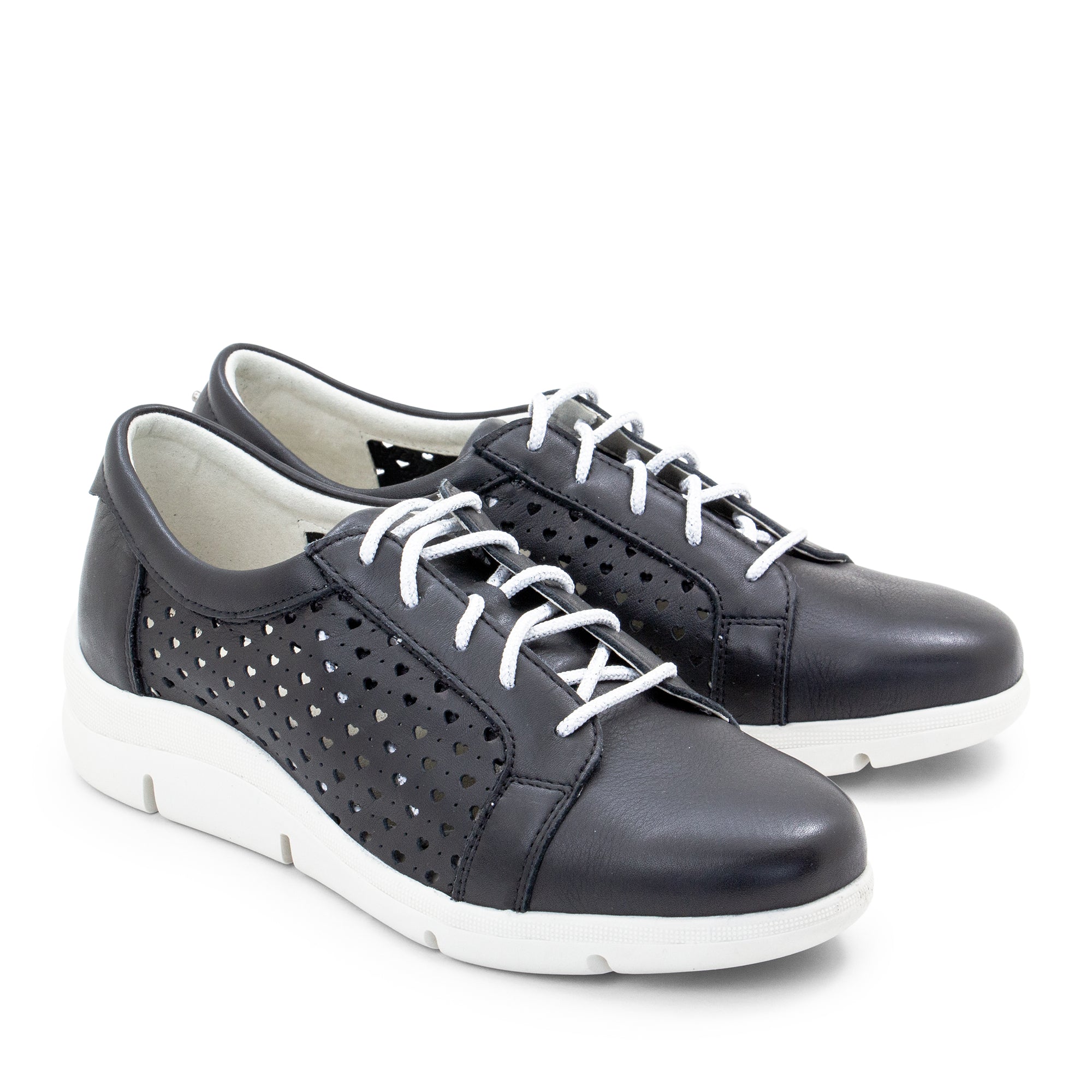 Dromedaris Vivian Perforated Leather Lace-Up Shoe