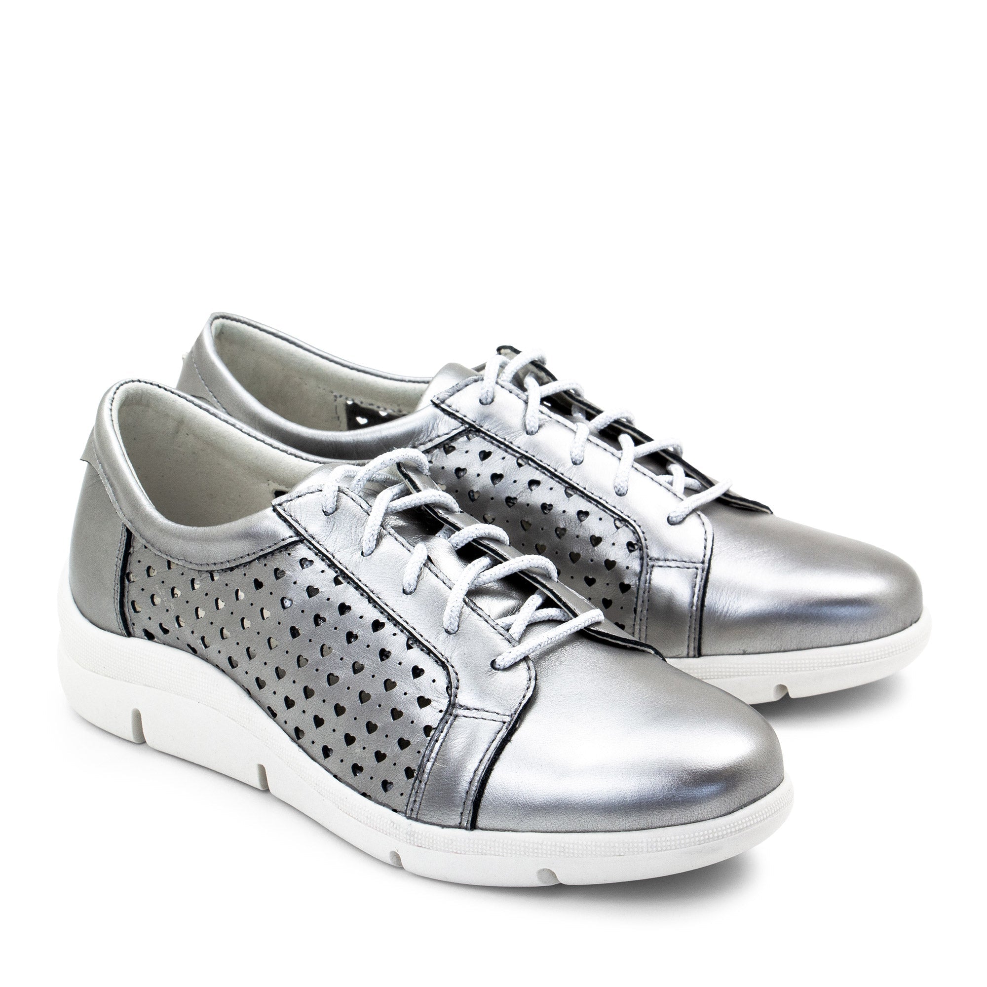 Dromedaris Vivian Perforated Leather Lace-Up Shoe
